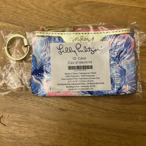 LILLY PULITZER ⭐️ID Case - Picture 2 of 4